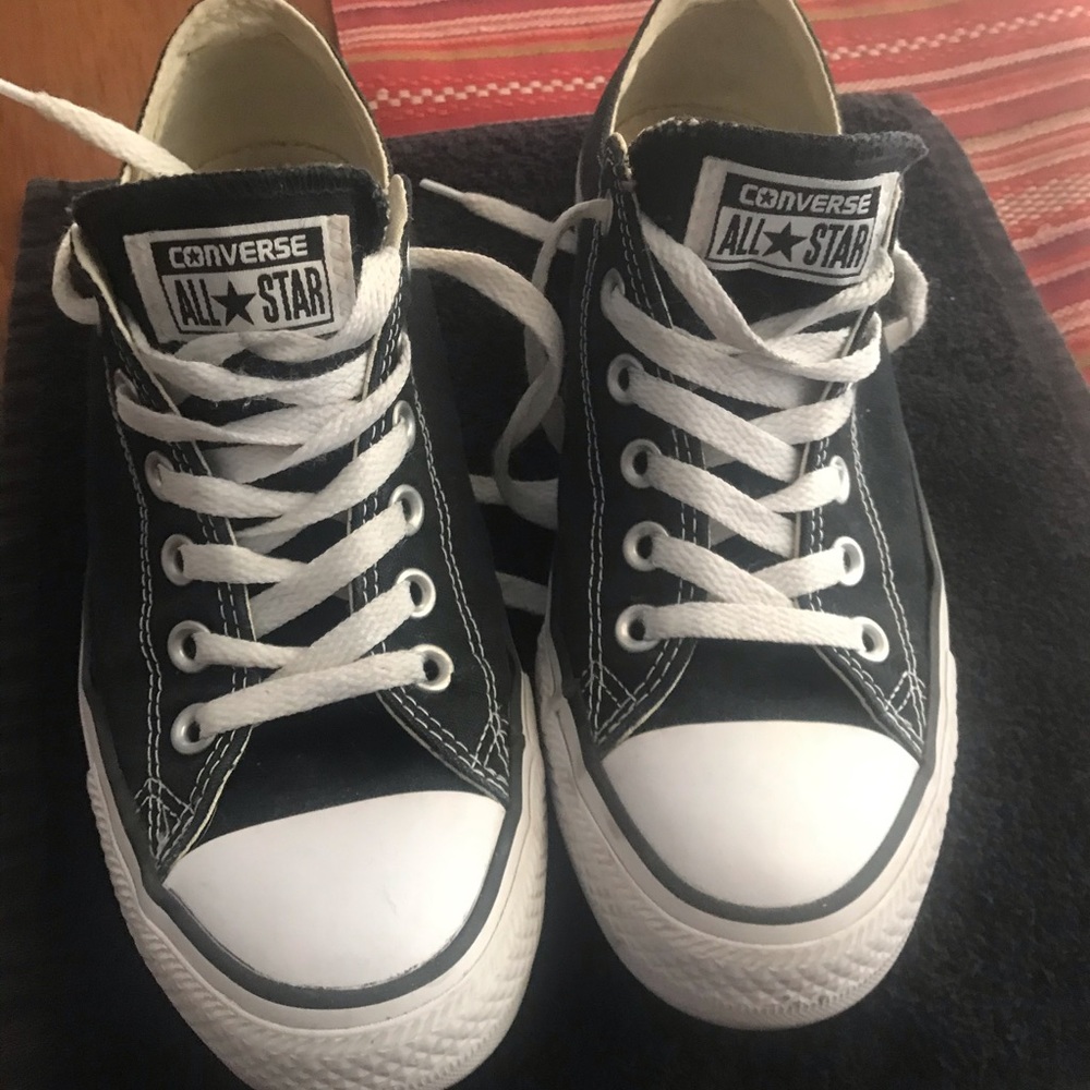 Black Converse